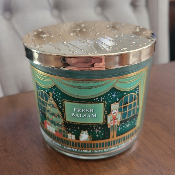 Bath & Body Works Fresh Balsam Scented Candle NEW - Picture 1 of 5